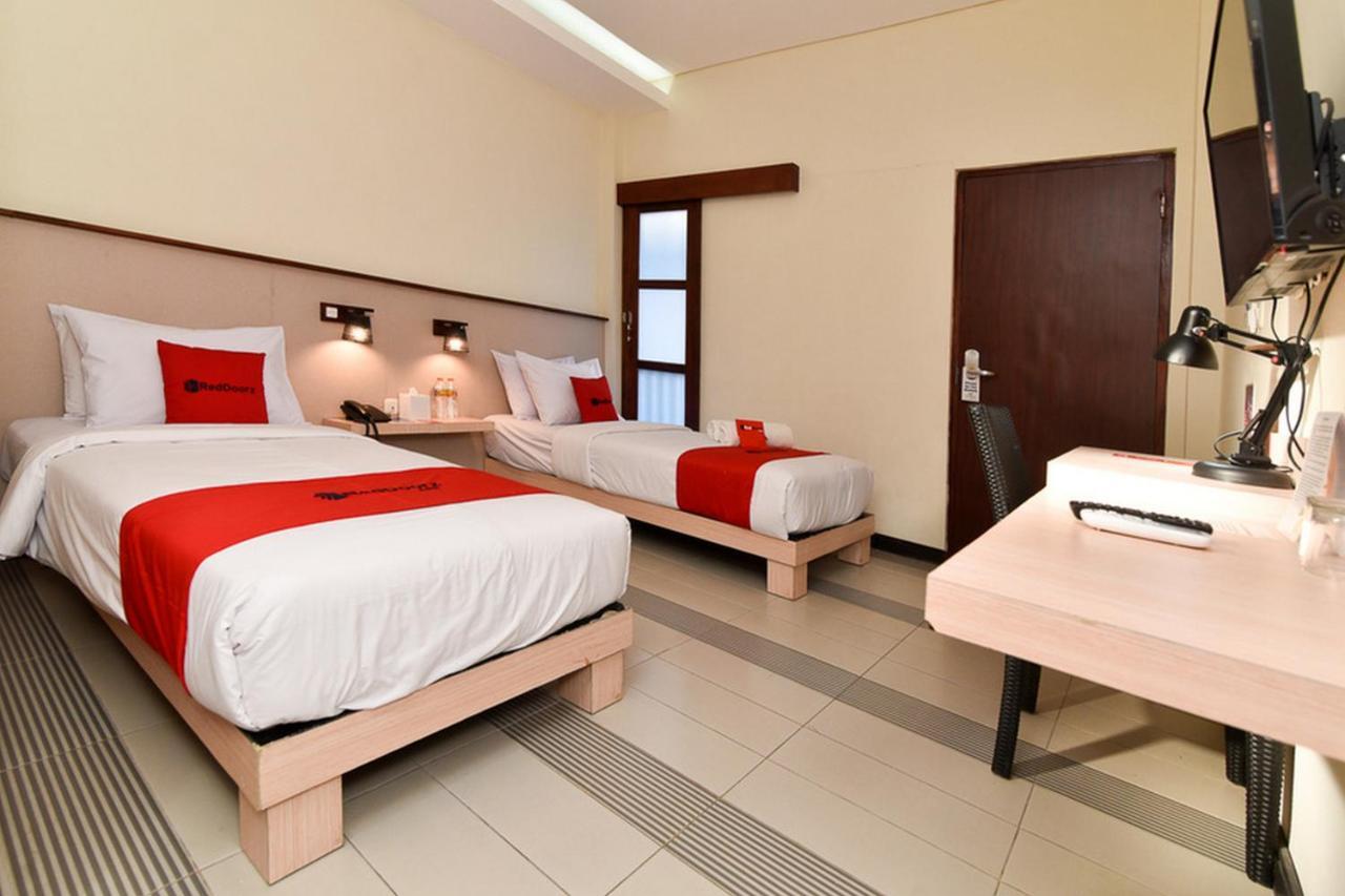 Reddoorz Near Legian Street Hotel Luaran gambar